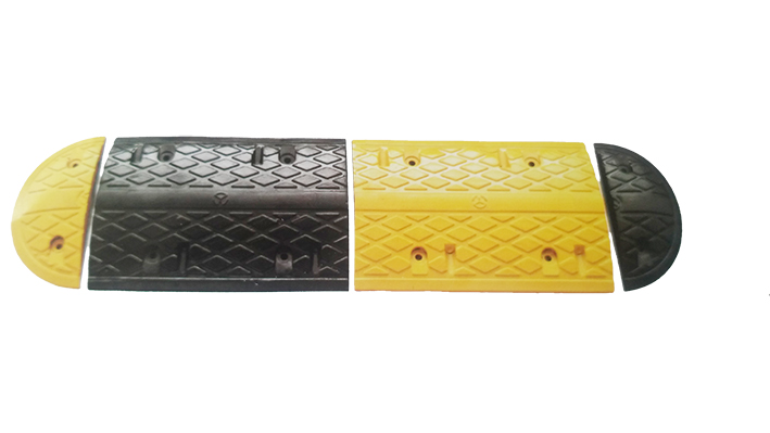5厘米、7厘米橡胶减速带